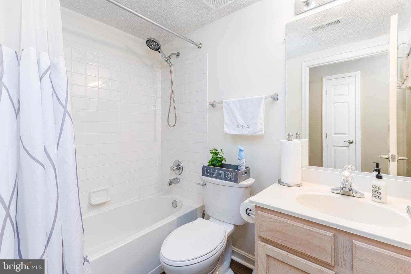 5003 Hollington Drive #103 photo 13