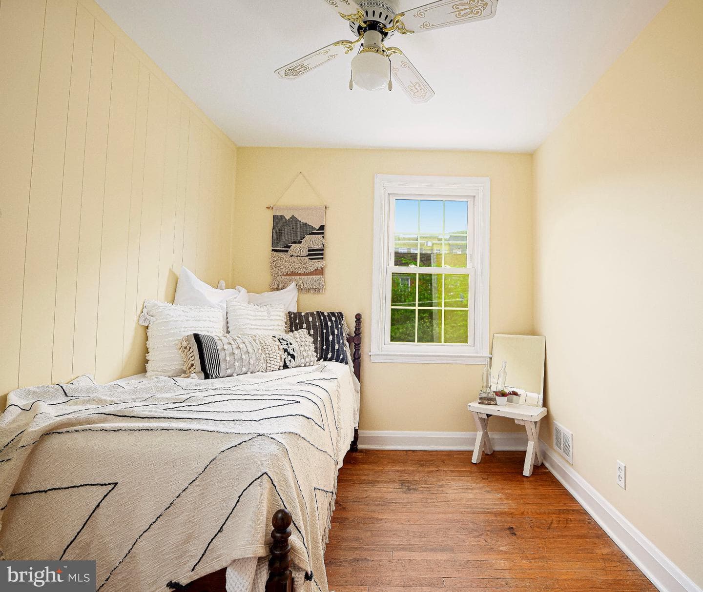 831 Bosley Avenue photo 18