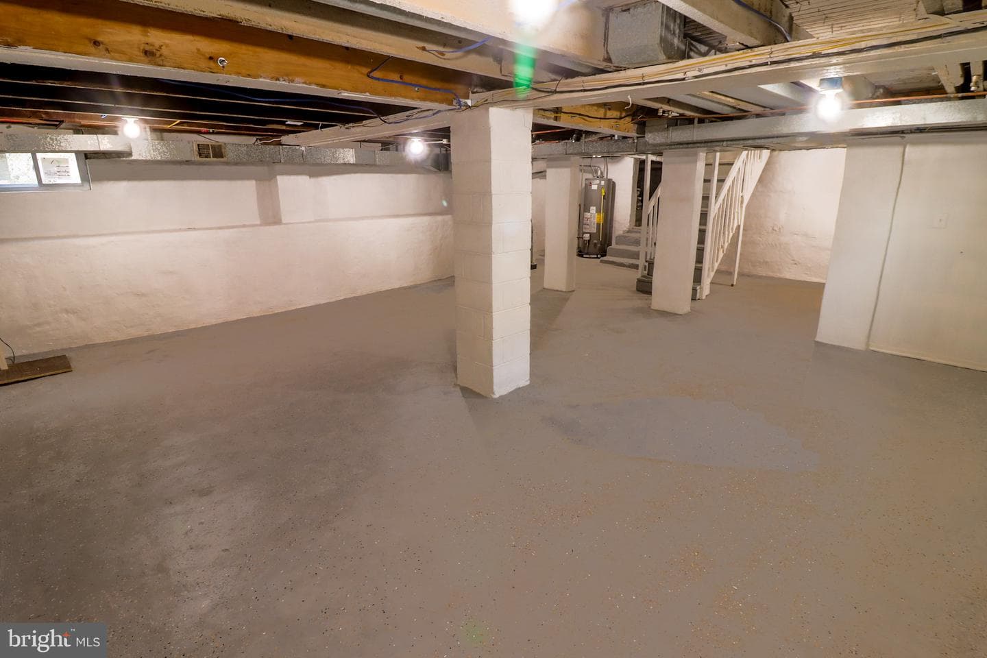 315 Riverside Drive photo 28