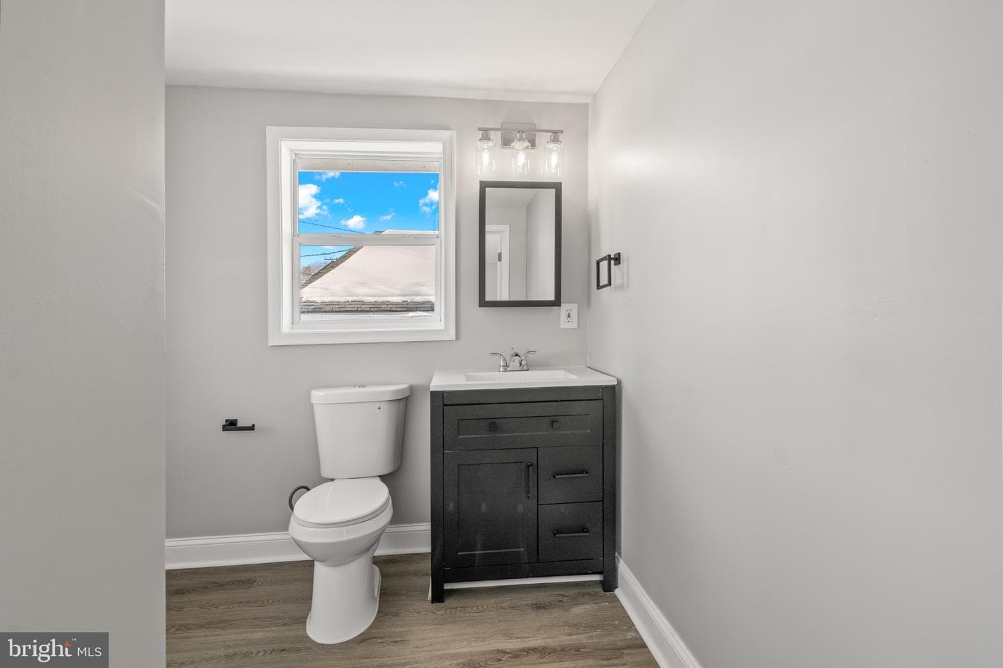 315 Riverside Drive photo 5