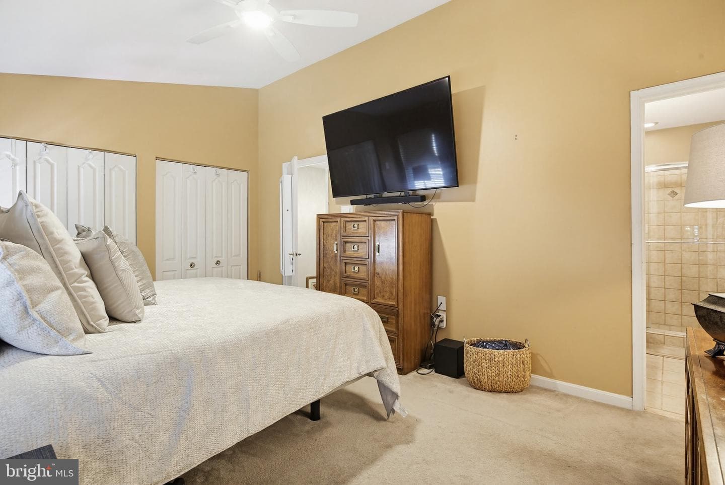 14 Shelton Court photo 18