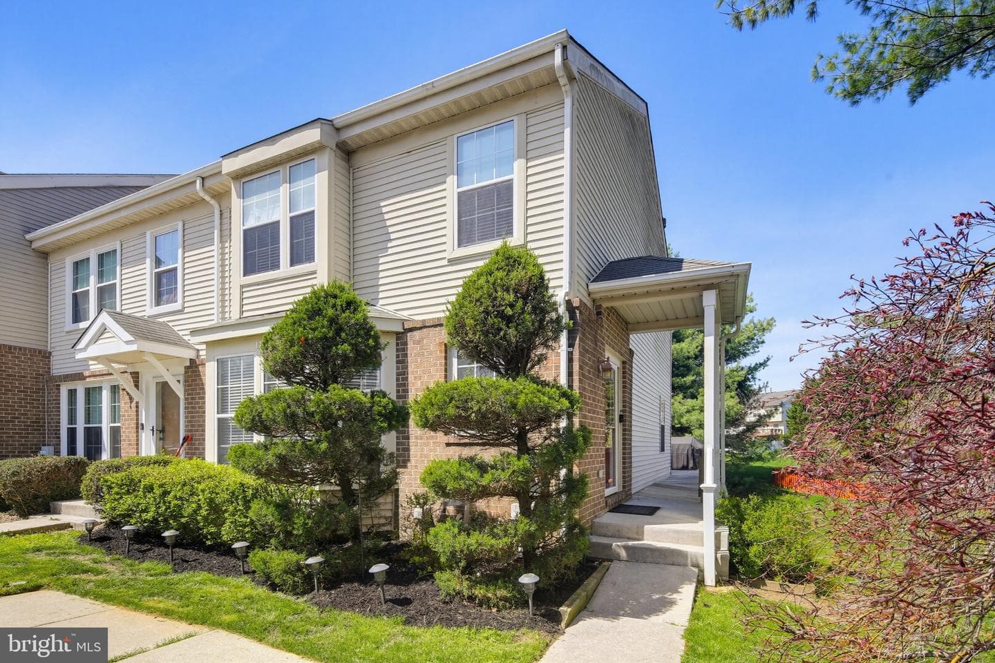 14 Shelton Court photo 2
