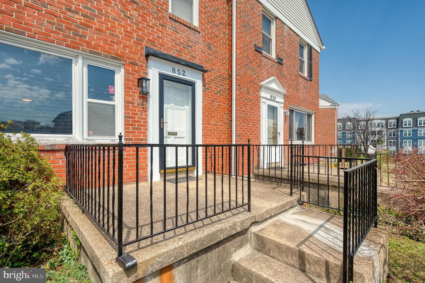 852 Bosley Avenue photo 4