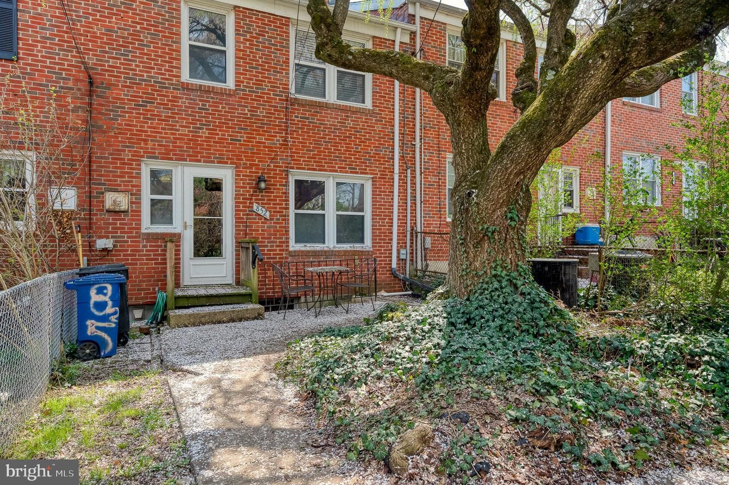 852 Bosley Avenue photo 42