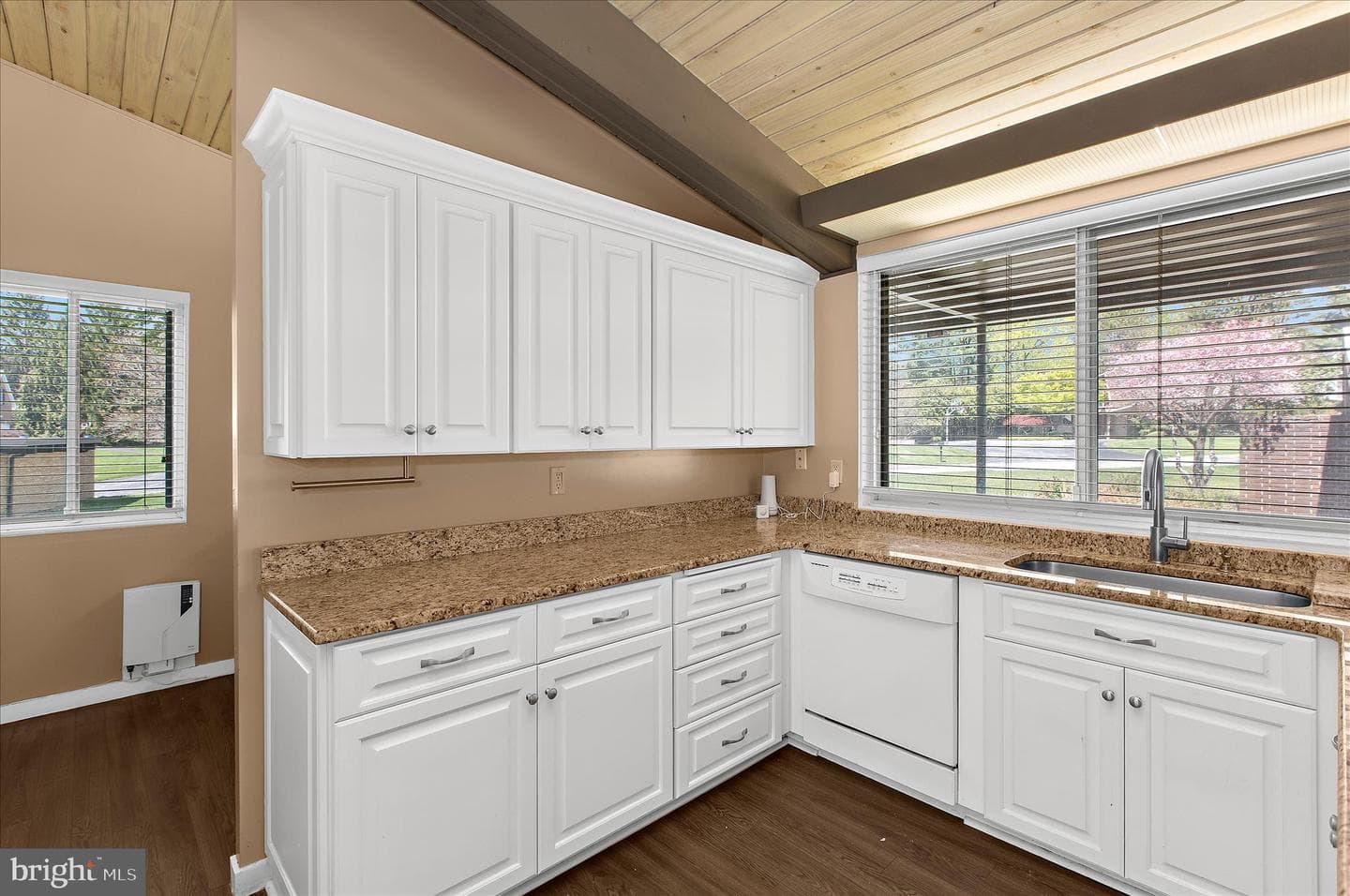 7 Stone Hollow Court photo 18