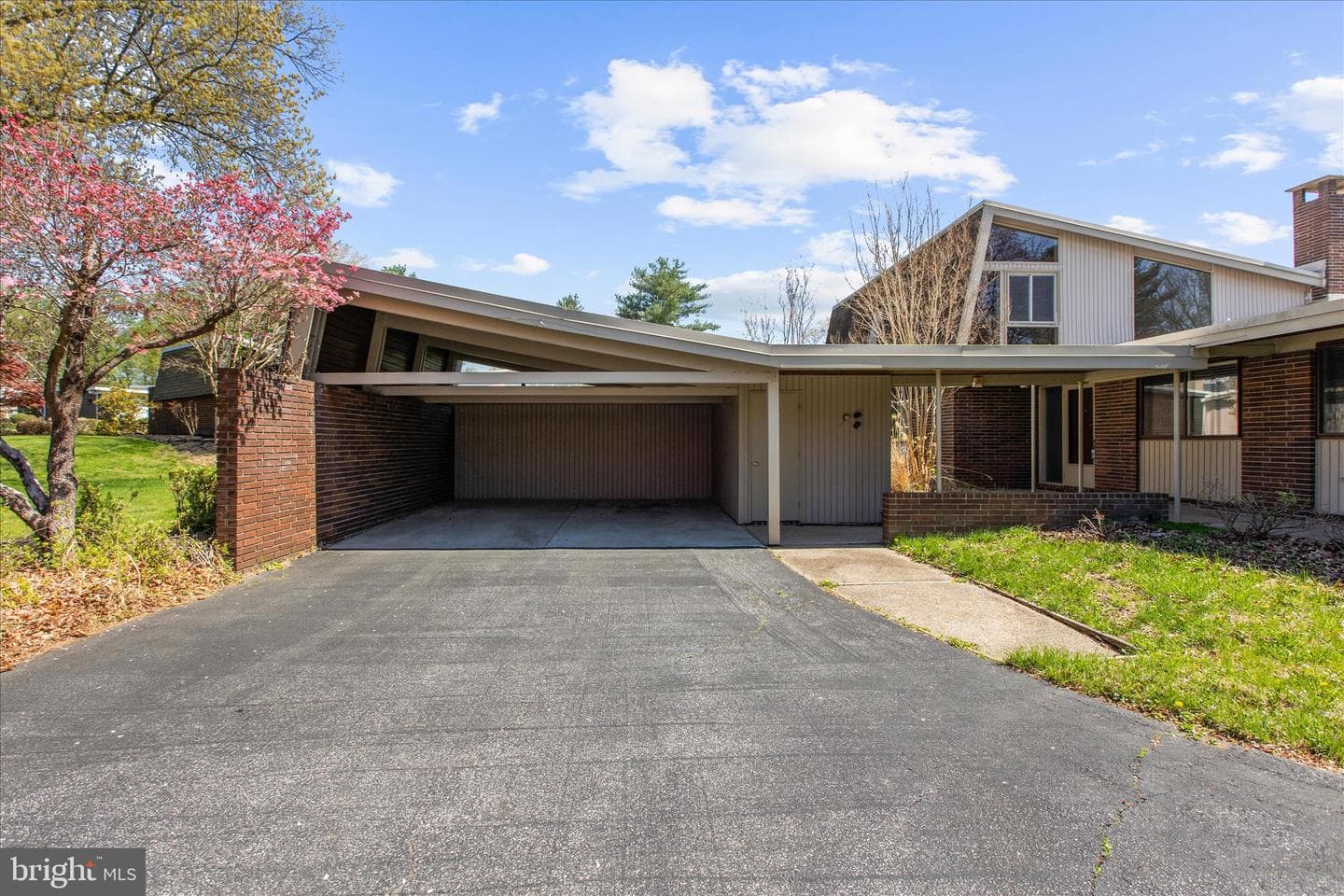 7 Stone Hollow Court photo 2