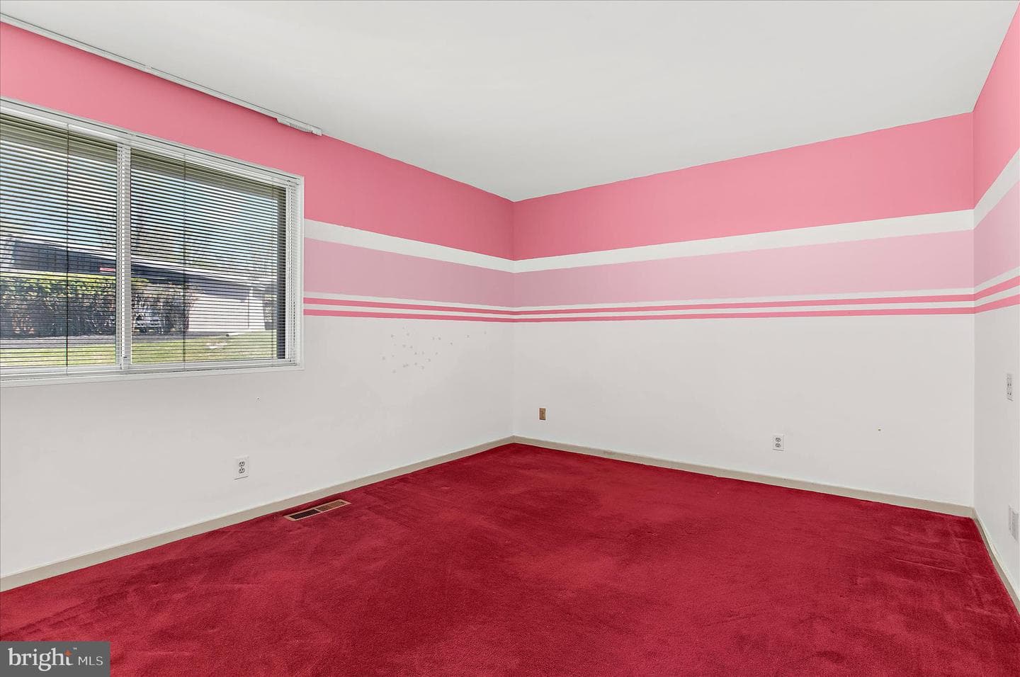 7 Stone Hollow Court photo 34