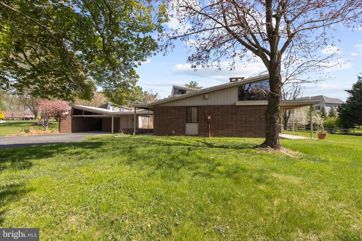 7 Stone Hollow Court photo 4