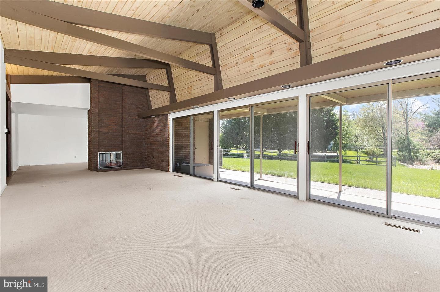 7 Stone Hollow Court photo 8