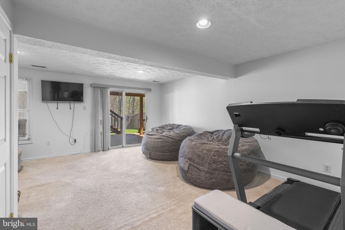 8247 Berryfield Drive photo 23