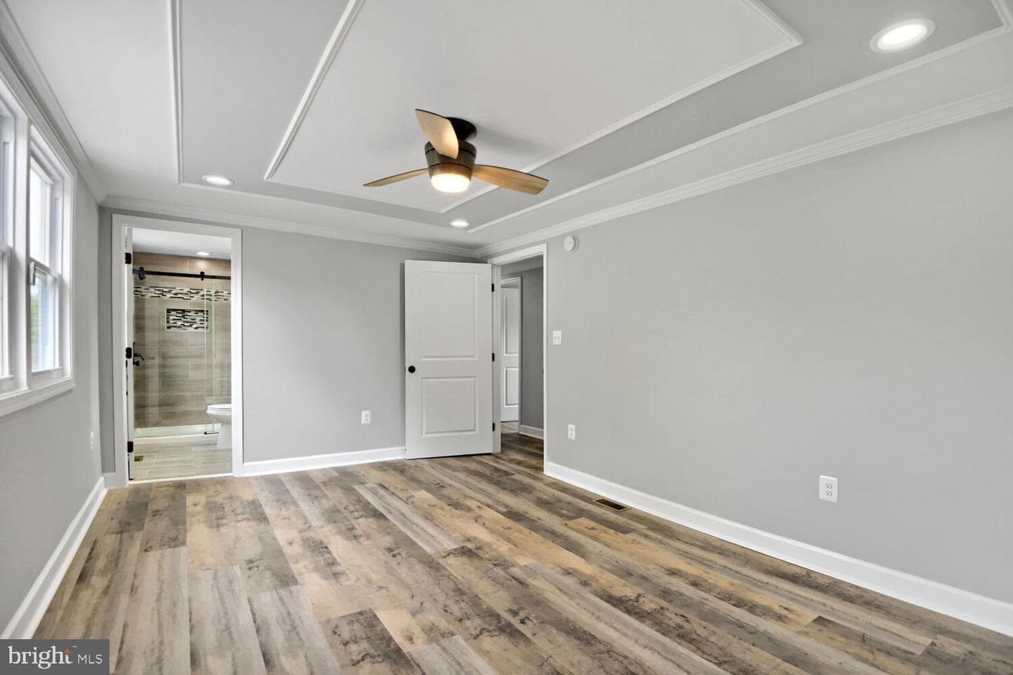 606 Meadow Road photo 18