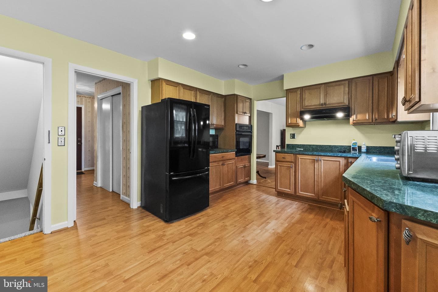 8337 Merryview Drive photo 6