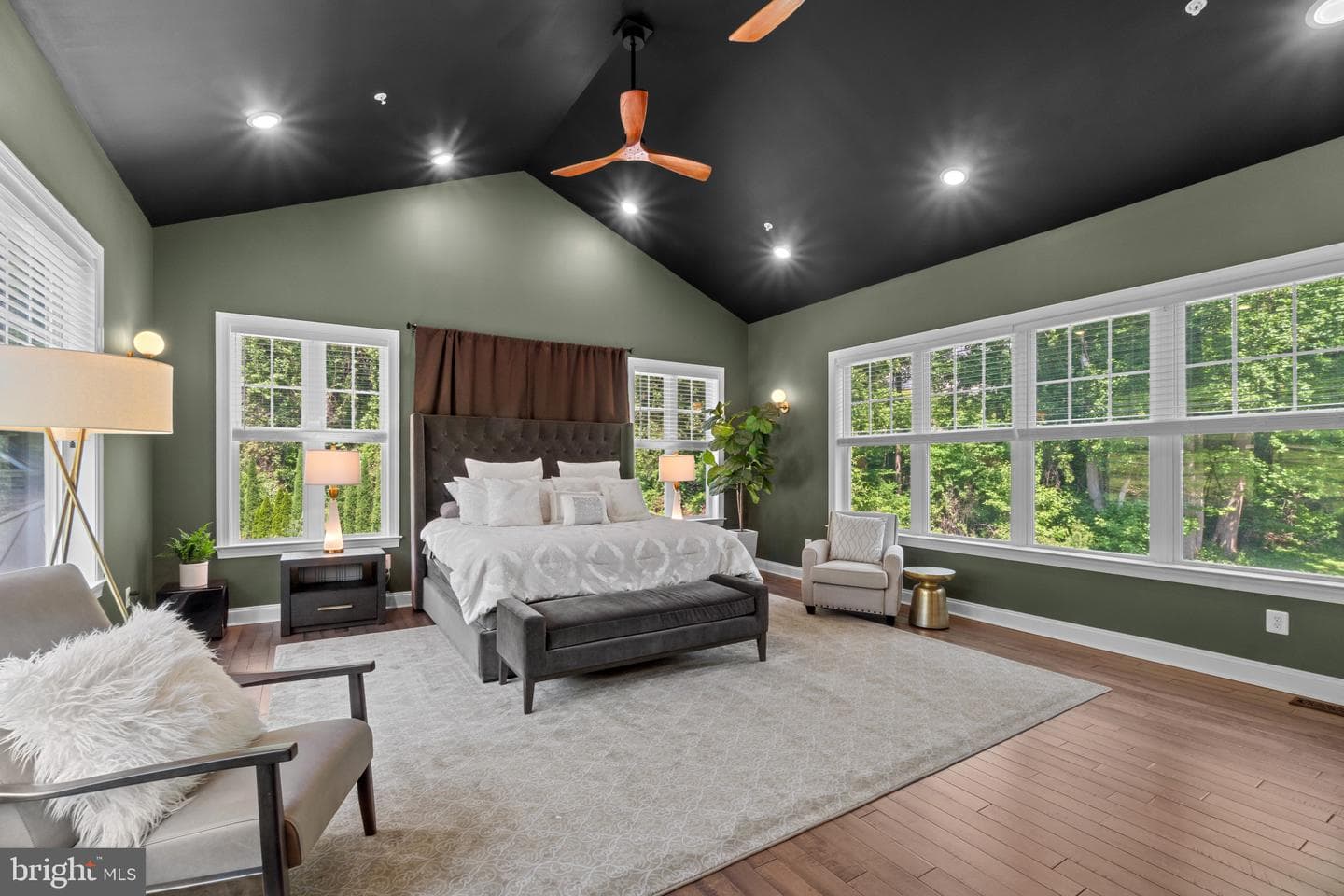 10907 Hollow Road photo 29