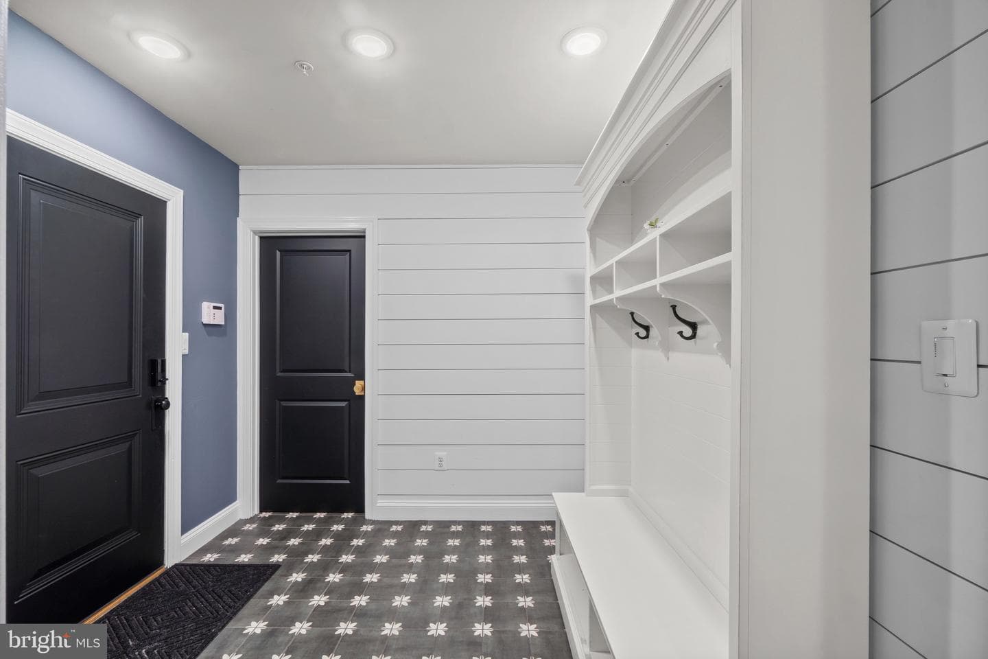 10907 Hollow Road photo 34