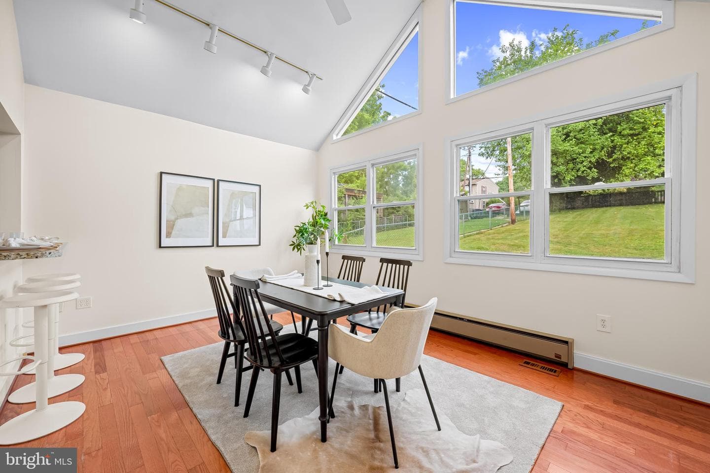 6045 Falls Road photo 10