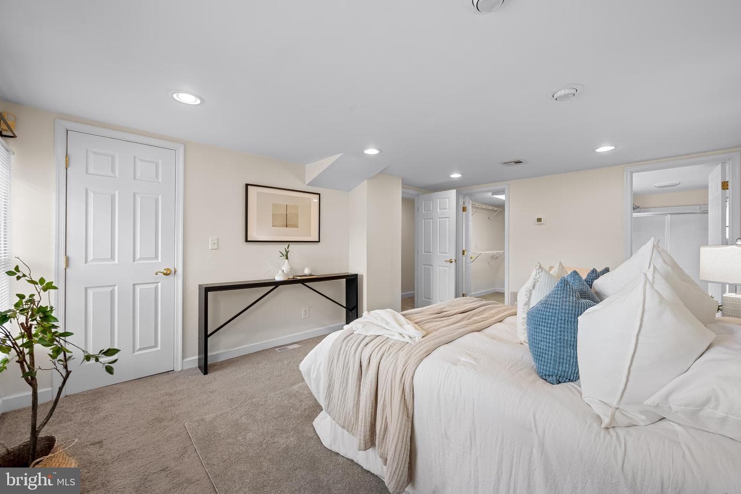 6045 Falls Road photo 15