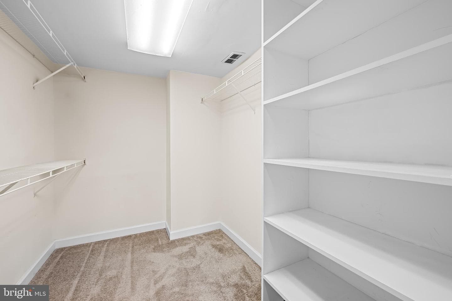 6045 Falls Road photo 17