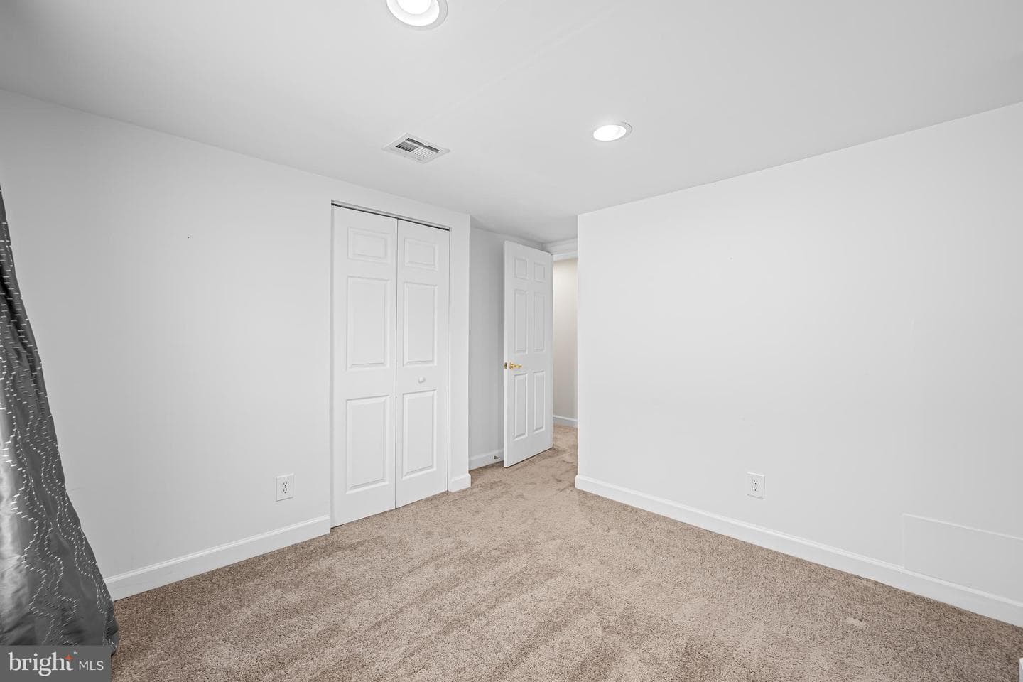 6045 Falls Road photo 20