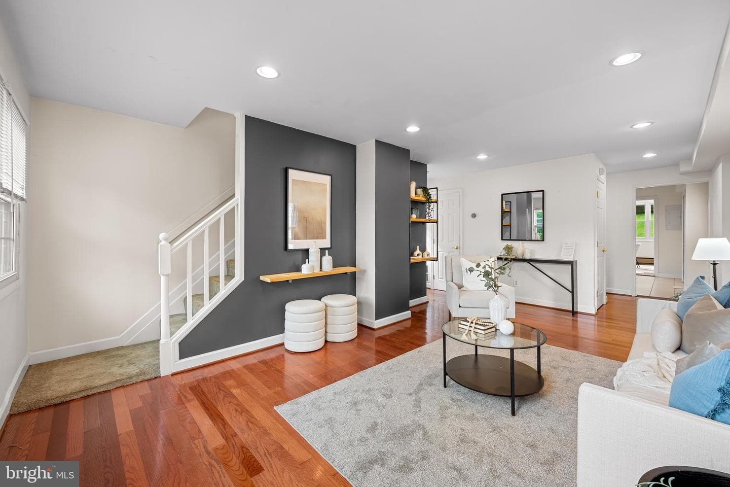 6045 Falls Road photo 4