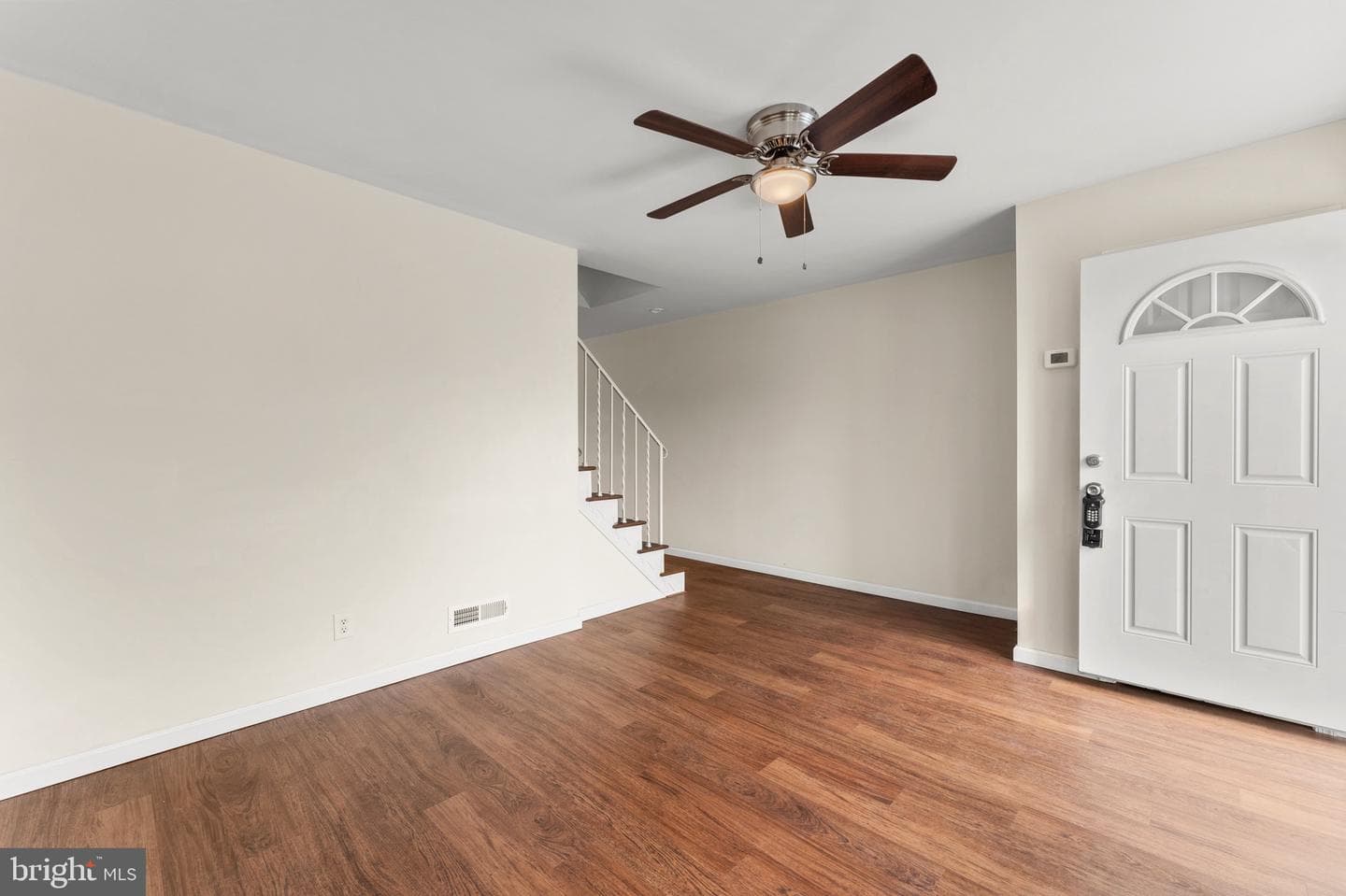 245 Orville Road photo 6