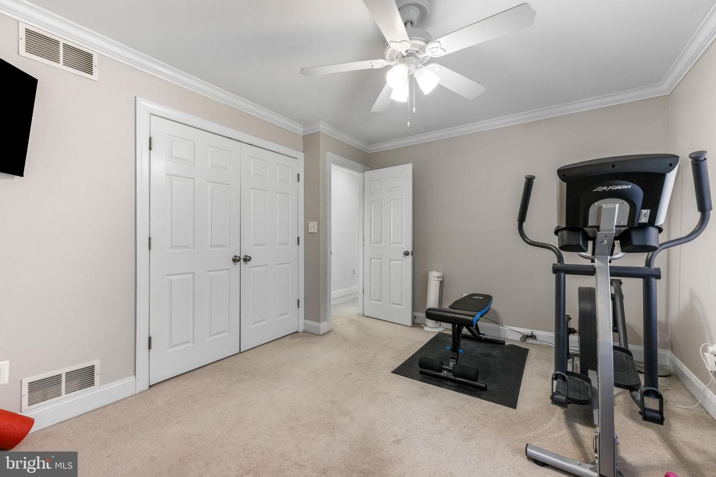 21310 W Liberty Road photo 53