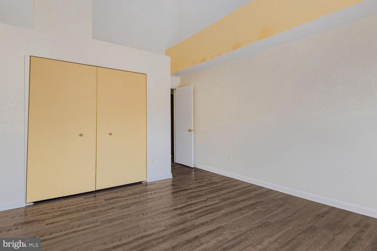 1803 Snow Meadow Lane #302 photo 22
