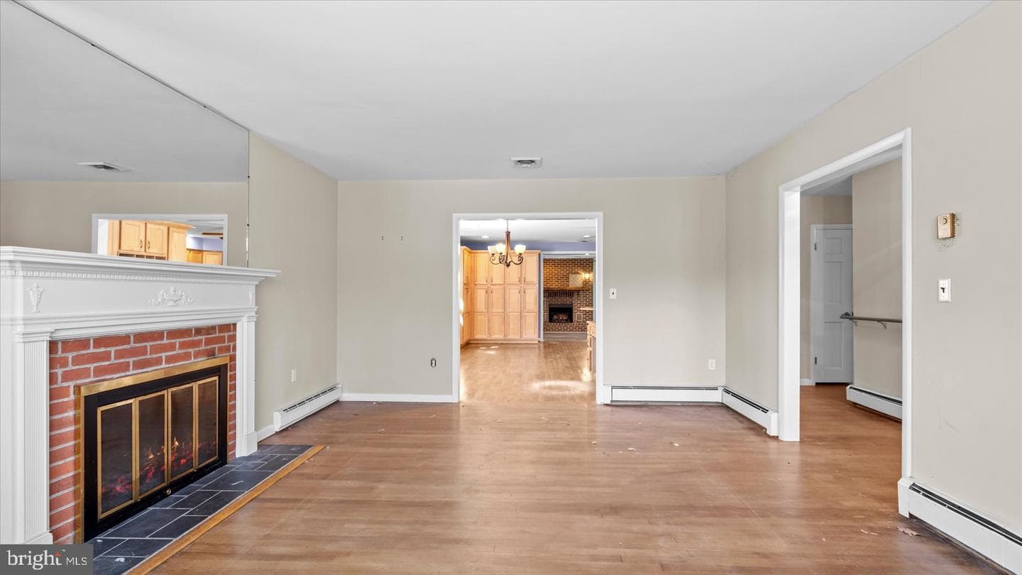 1701 Roland Avenue photo 19