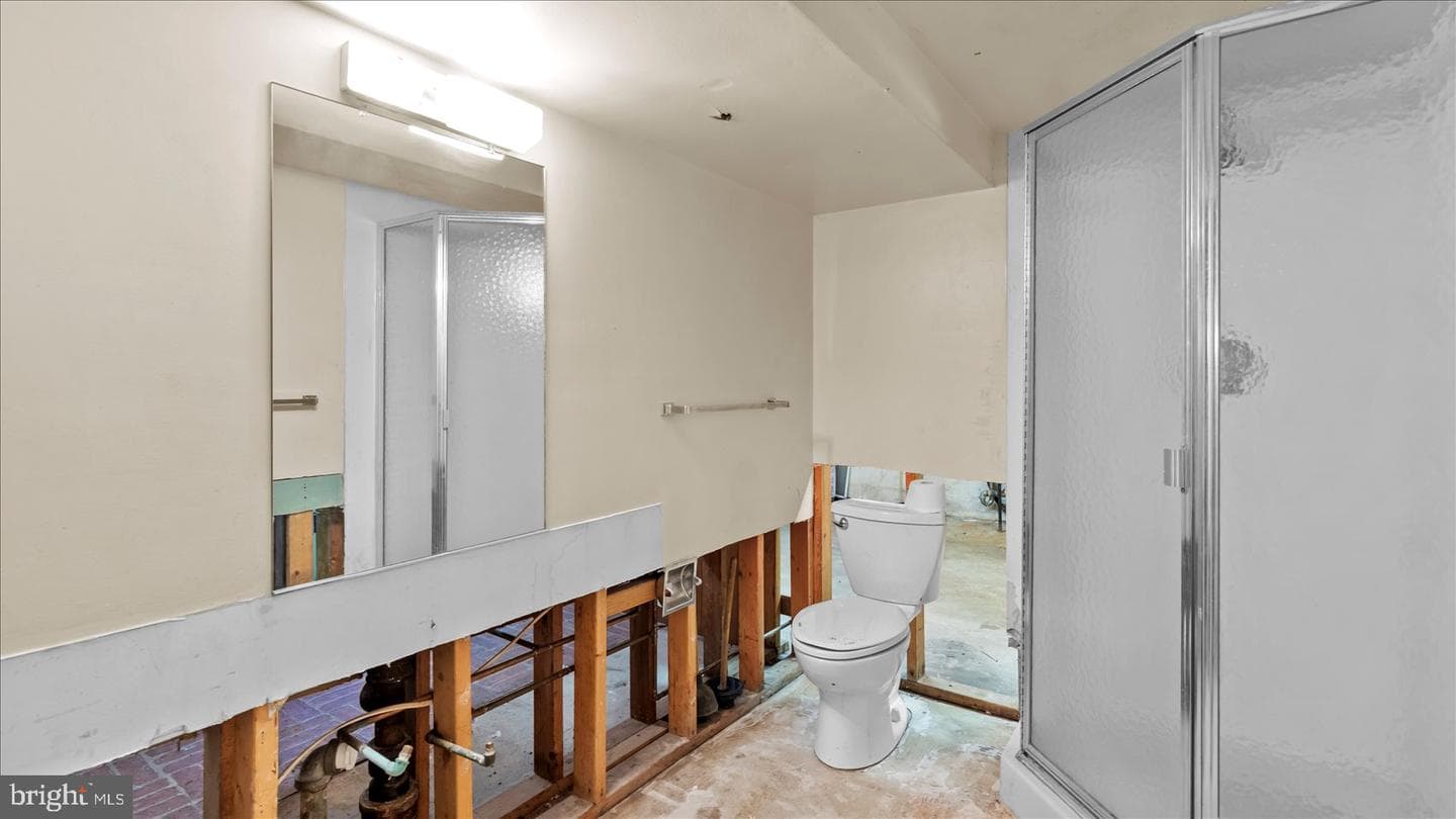 1701 Roland Avenue photo 46