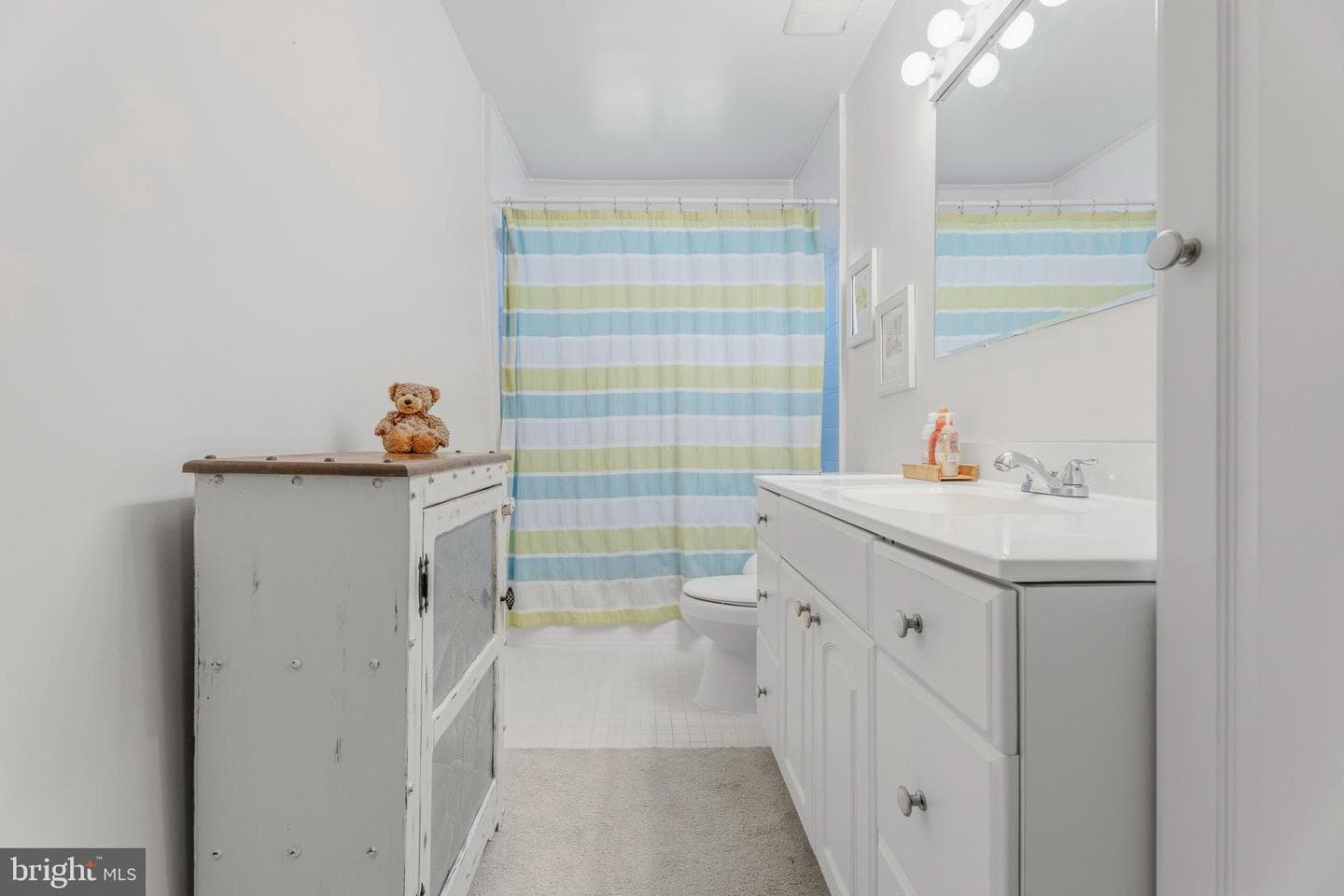 7316 Hughes Avenue photo 18