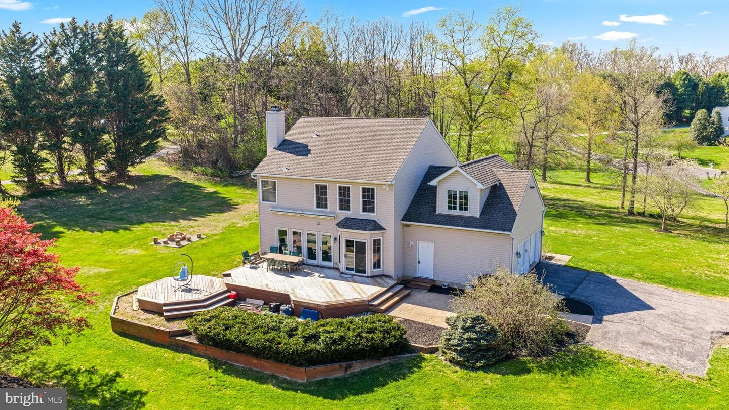 629 Coachmans Way photo 6