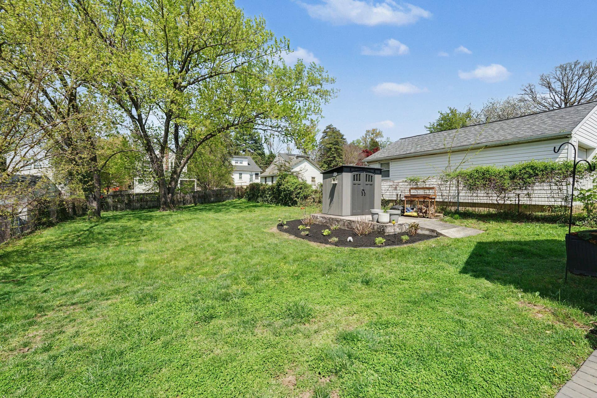 4502 Linden Avenue photo 30