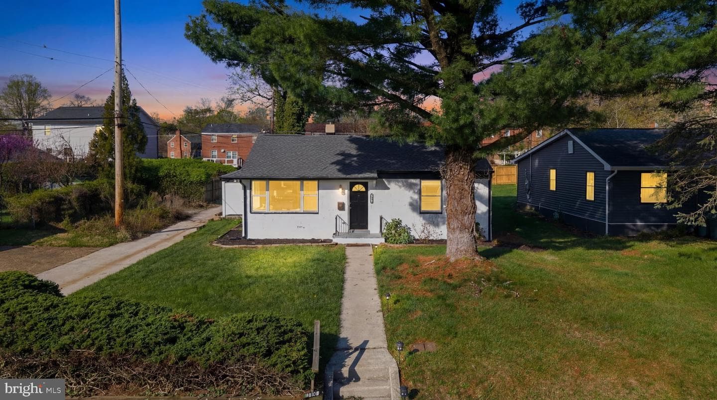 700 Greenwood Road photo 2