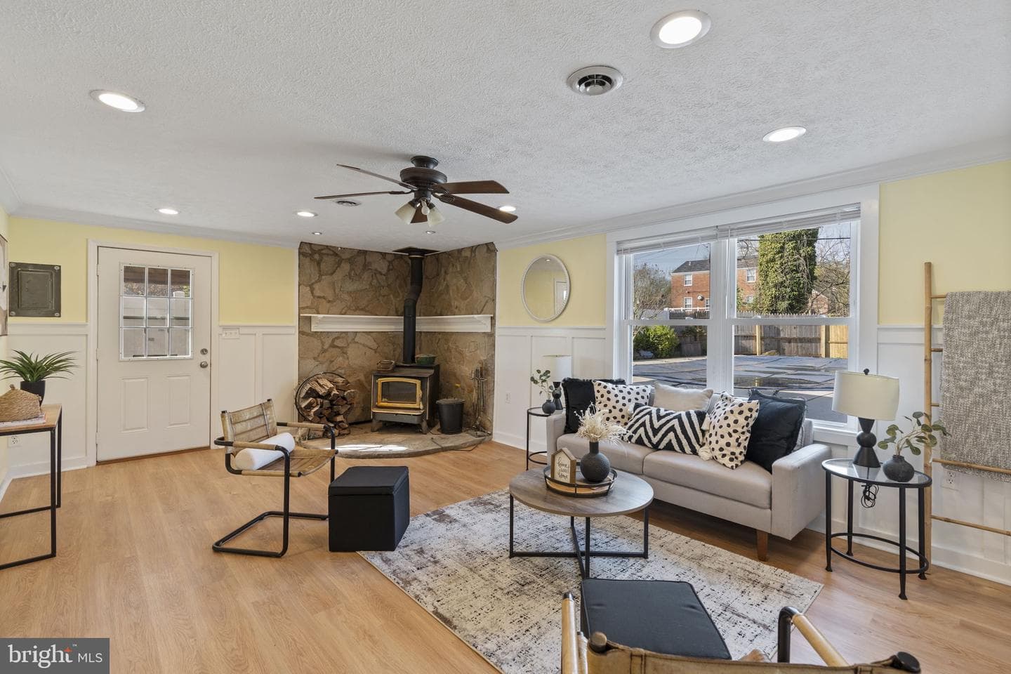 700 Greenwood Road photo 25