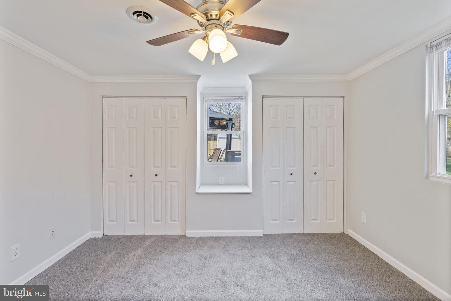 700 Greenwood Road photo 28