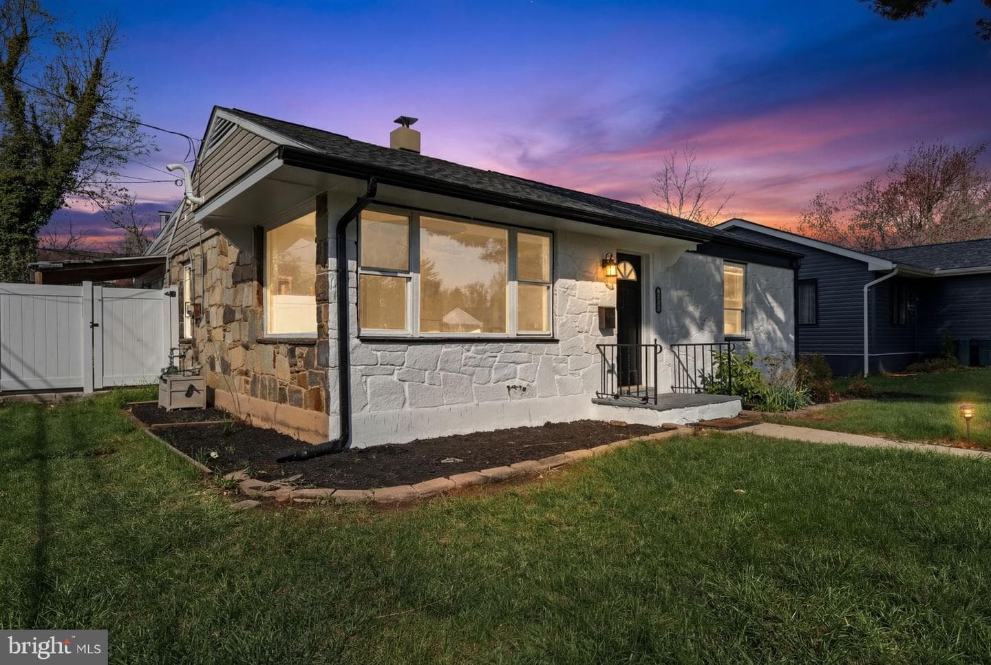 700 Greenwood Road photo 33