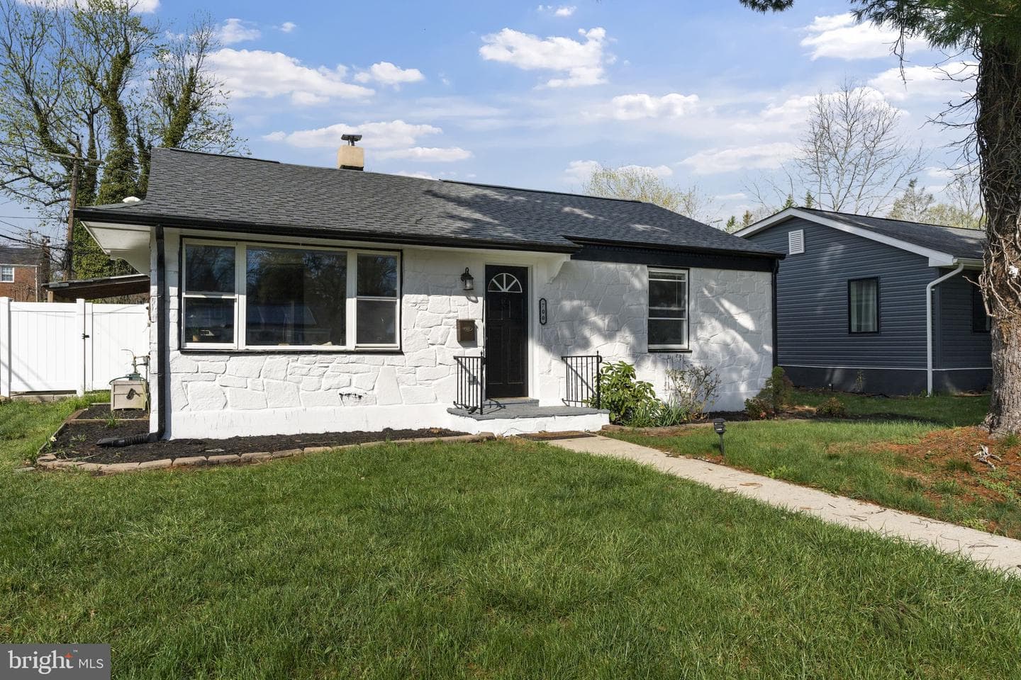 700 Greenwood Road photo 42