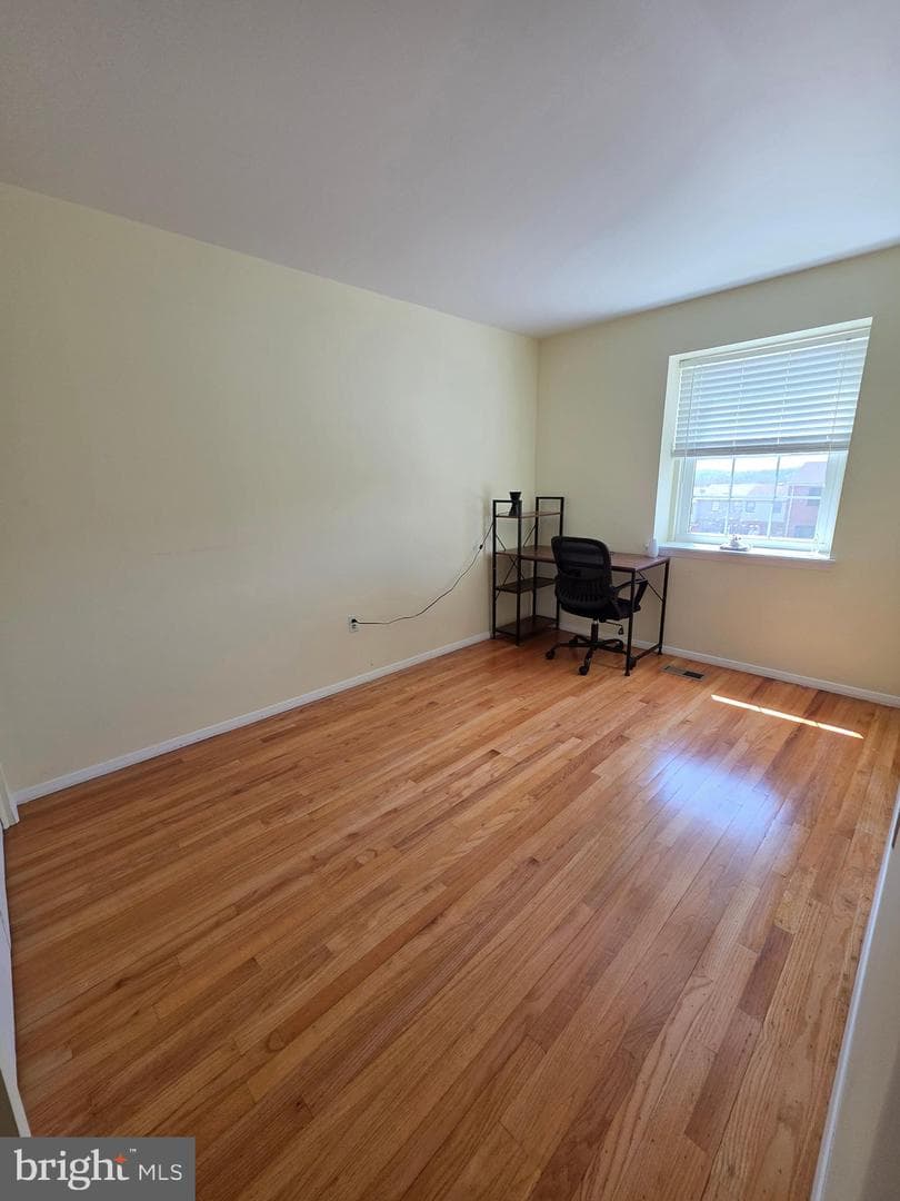 10 Casey Court photo 28