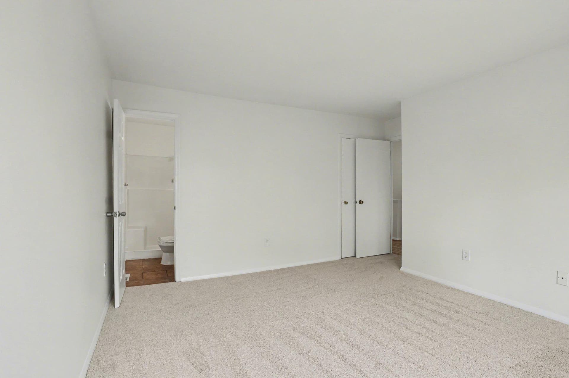 143 Bourbon Court photo 11