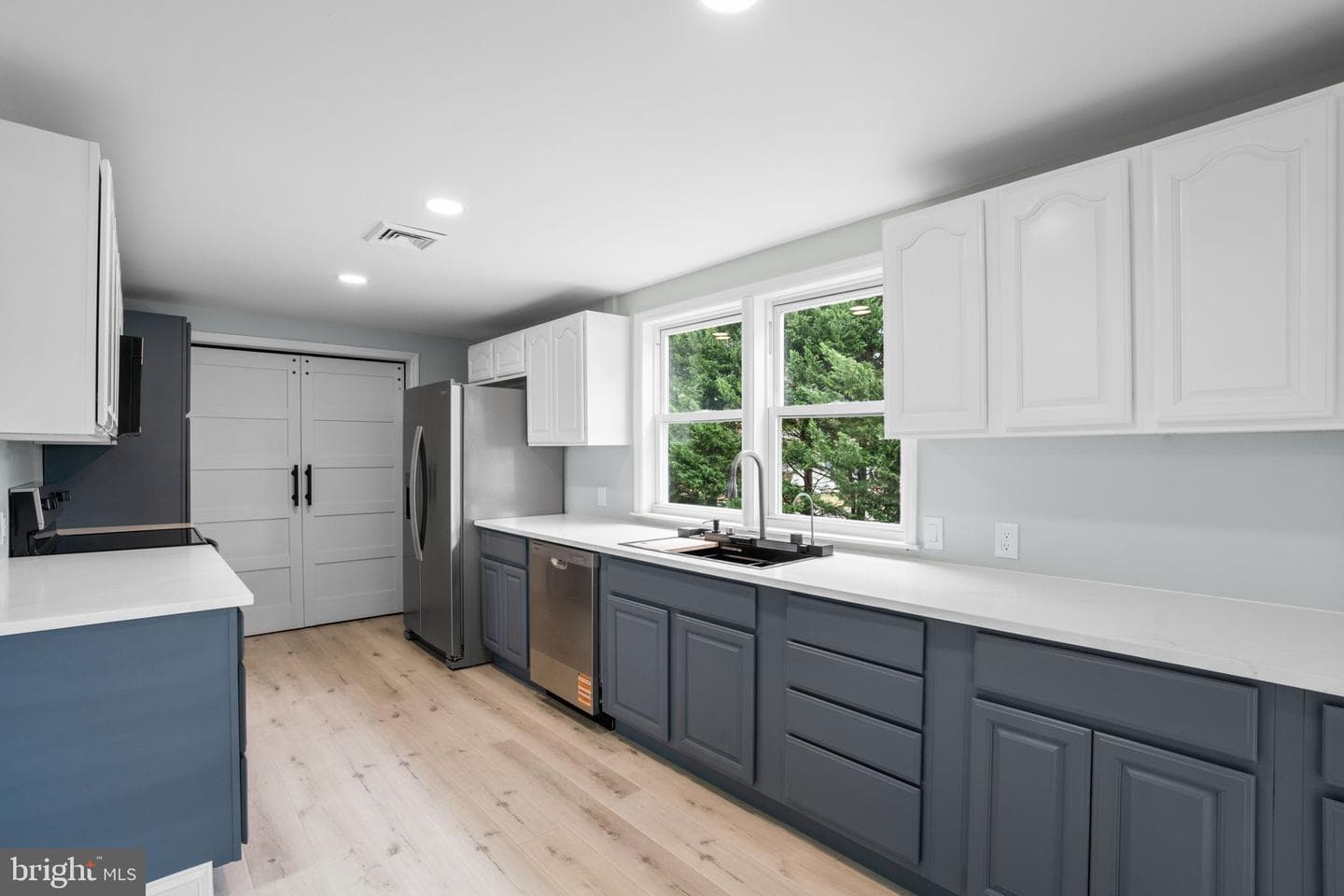 2636 Haddaway photo 10