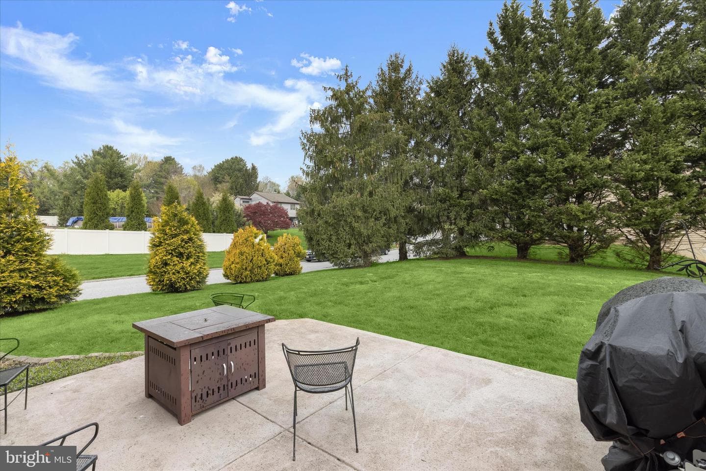 1 Scott Norman Court photo 56