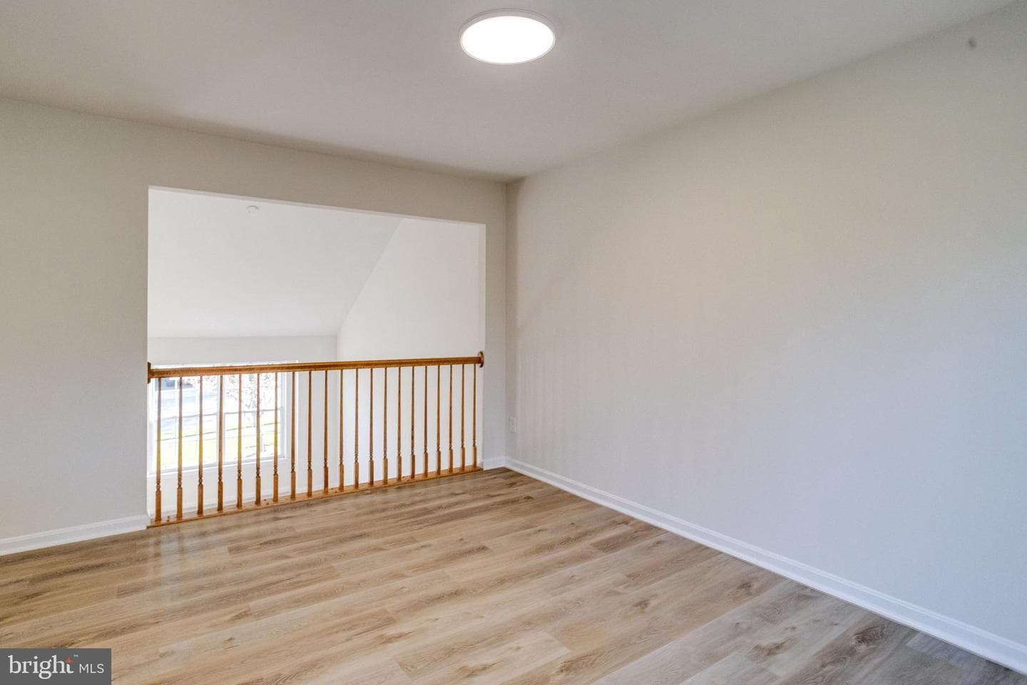 7923 Vernon Avenue photo 16