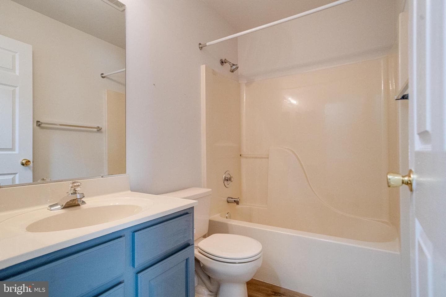 7923 Vernon Avenue photo 28