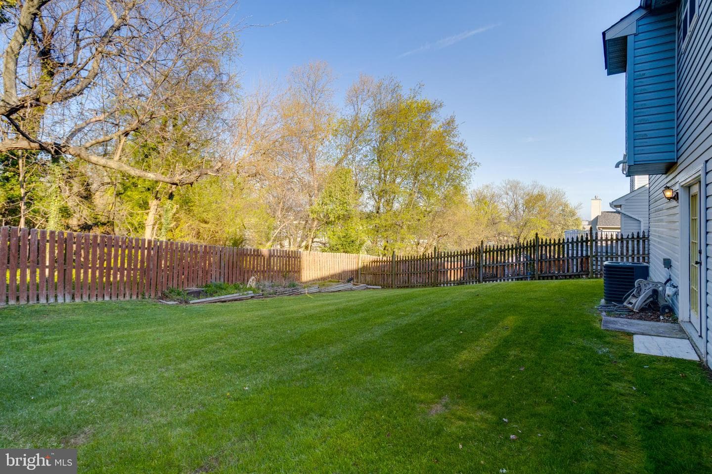 7923 Vernon Avenue photo 38