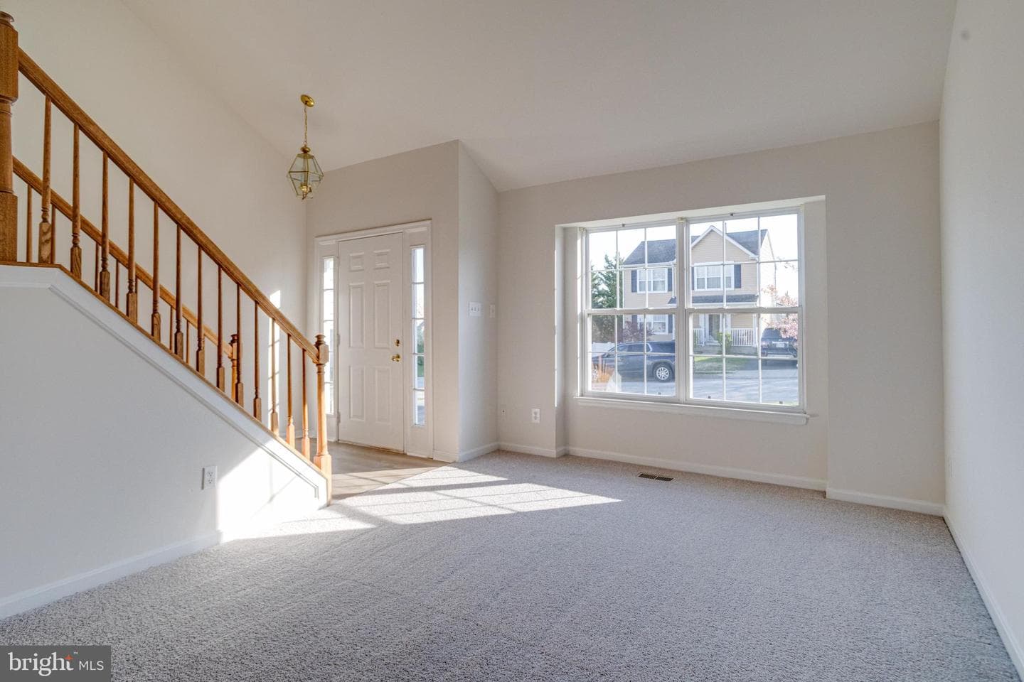 7923 Vernon Avenue photo 7