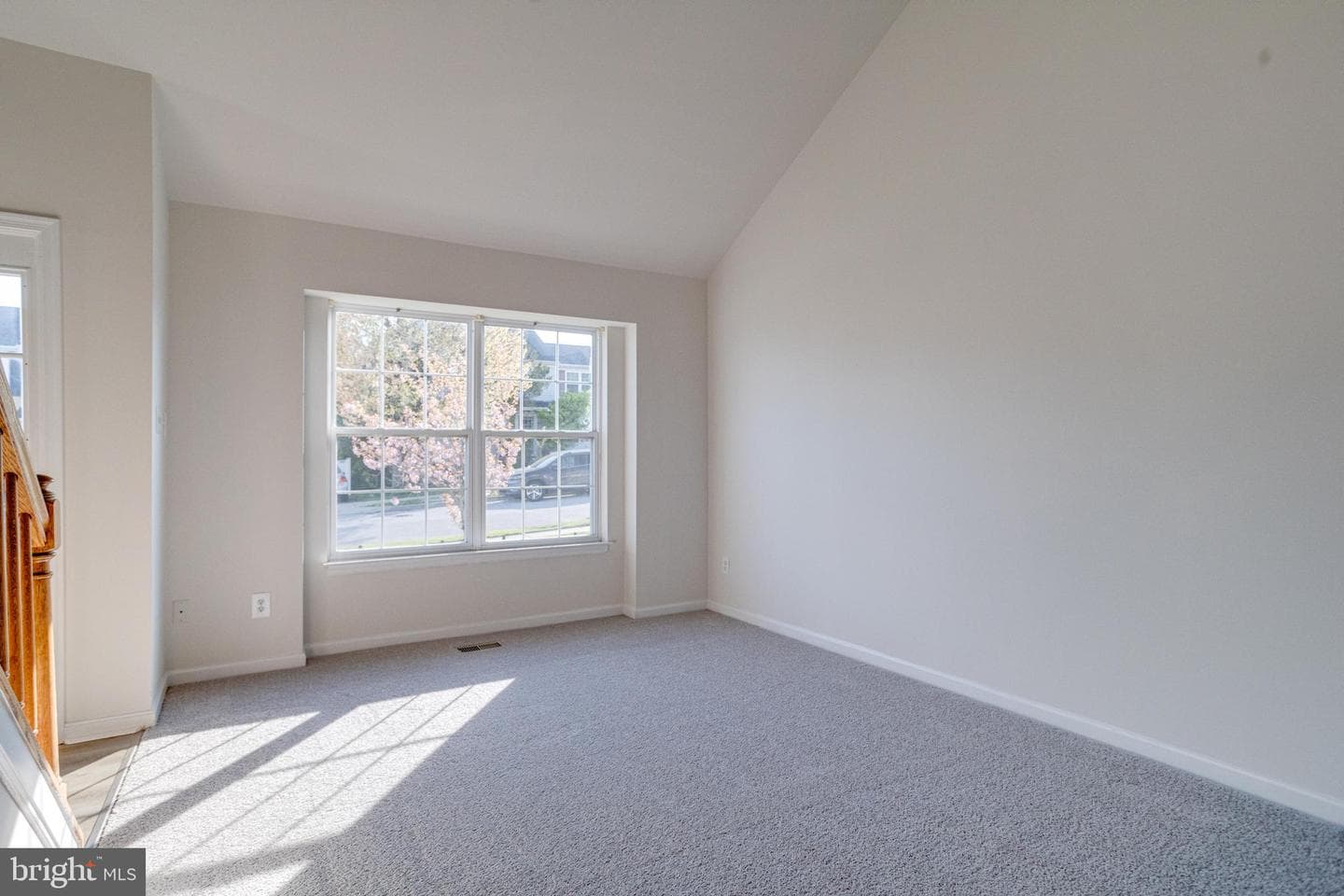 7923 Vernon Avenue photo 9