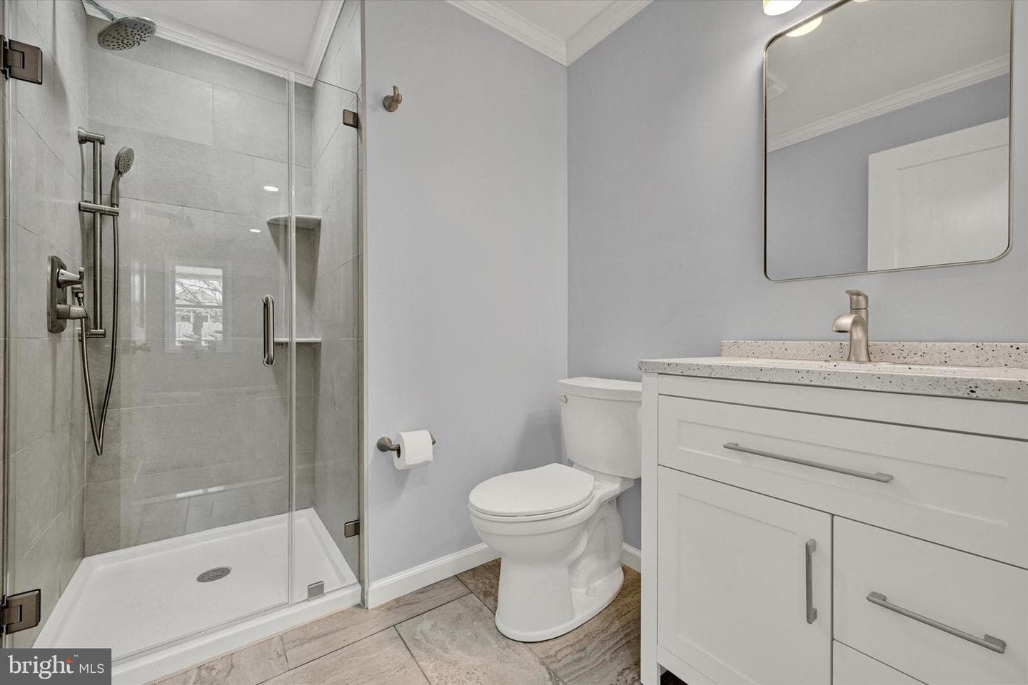 100 Fuller Avenue photo 15