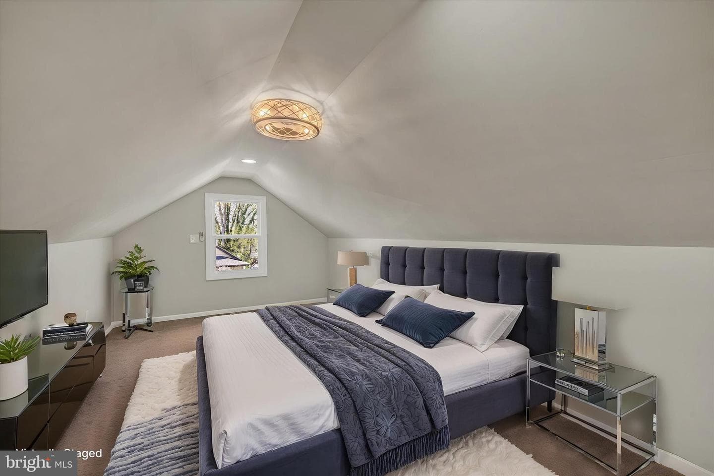 100 Fuller Avenue photo 20