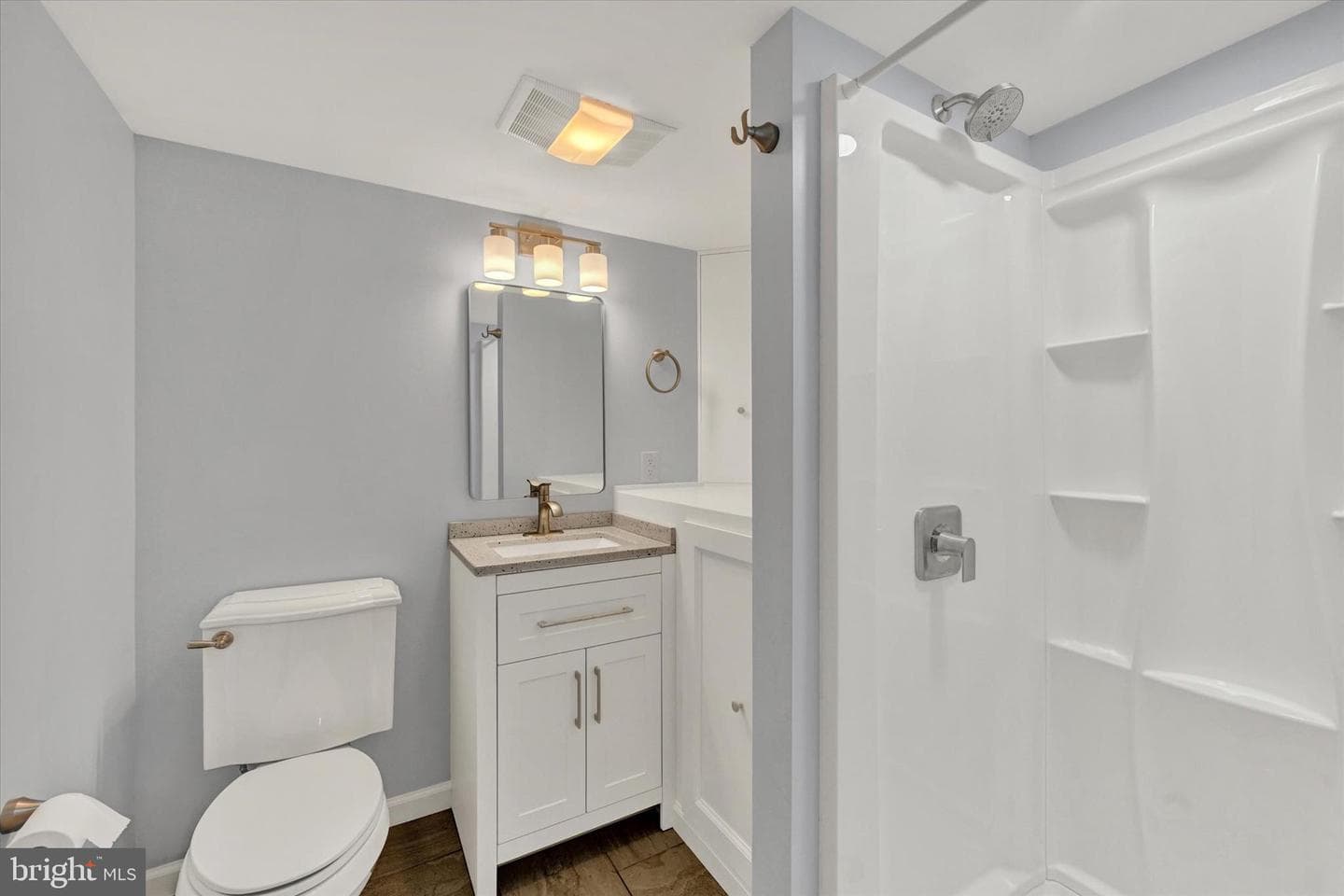 100 Fuller Avenue photo 27