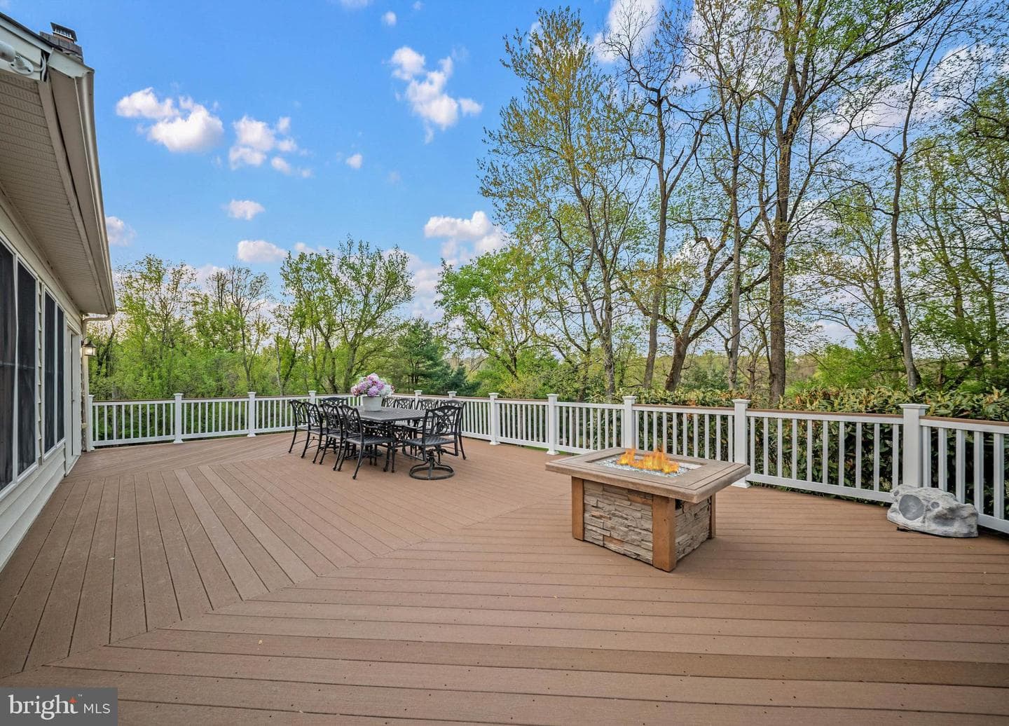 1103 Hunt Creek Lane photo 4