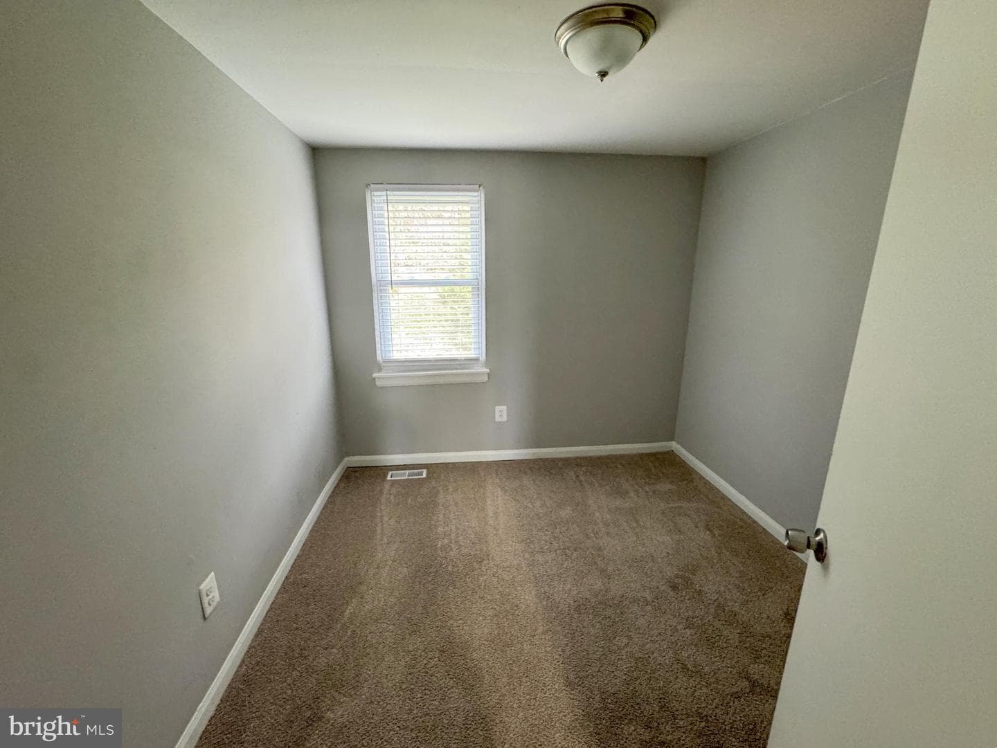 9226 Throgmorton Road photo 17
